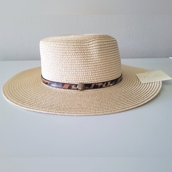 Panama brim hat with leopard strap - Picture 7 of 9